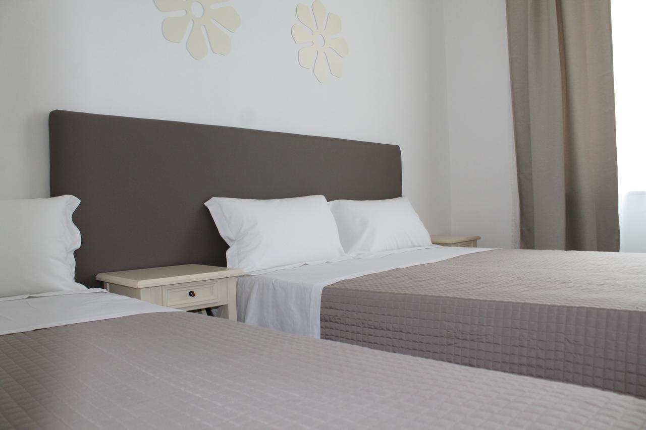 Flos Guest House Lucera Buitenkant foto