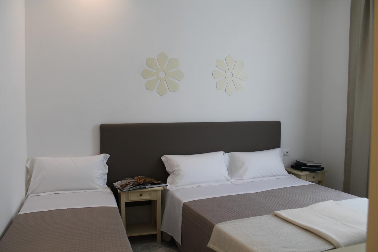 Flos Guest House Lucera Buitenkant foto