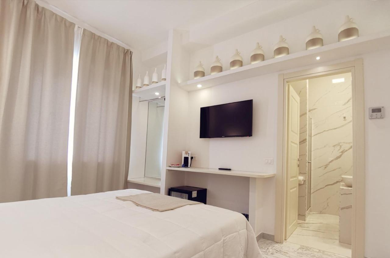 Flos Guest House Lucera Buitenkant foto