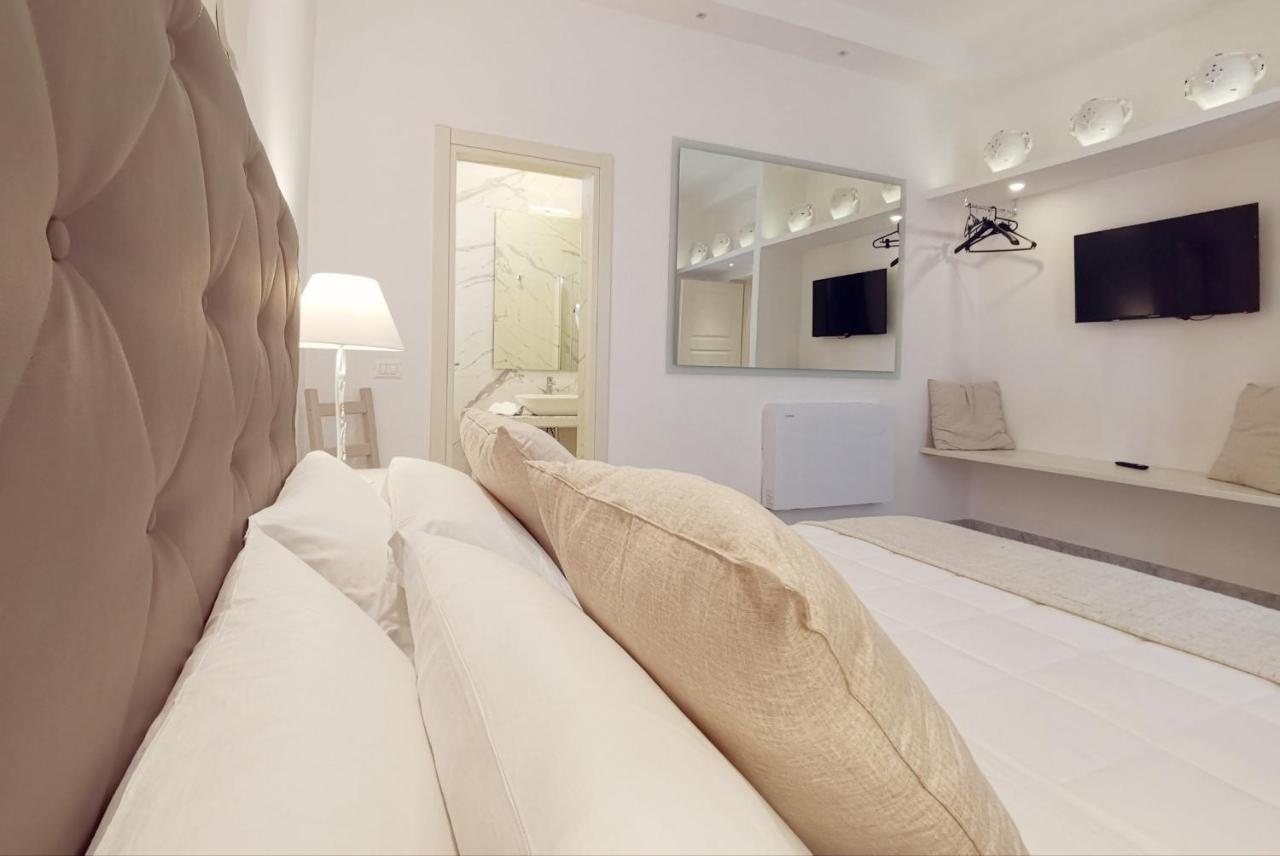 Flos Guest House Lucera Buitenkant foto