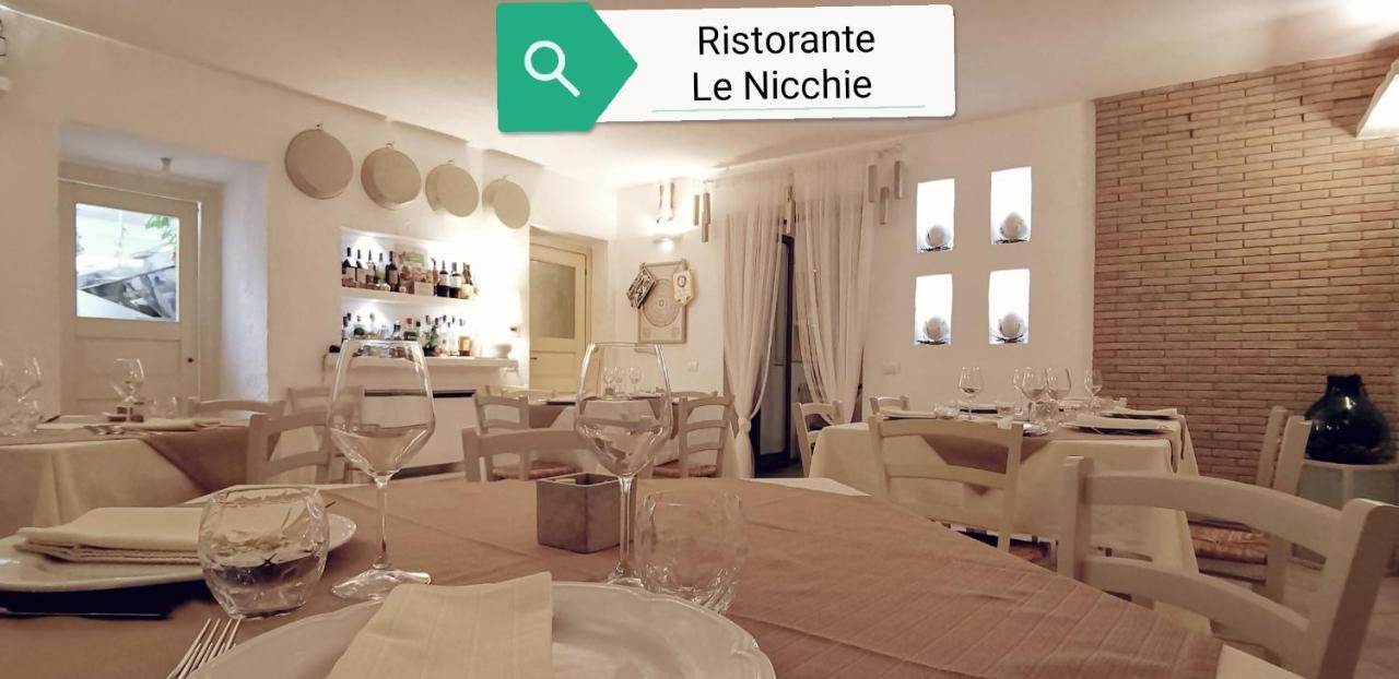 Flos Guest House Lucera Buitenkant foto
